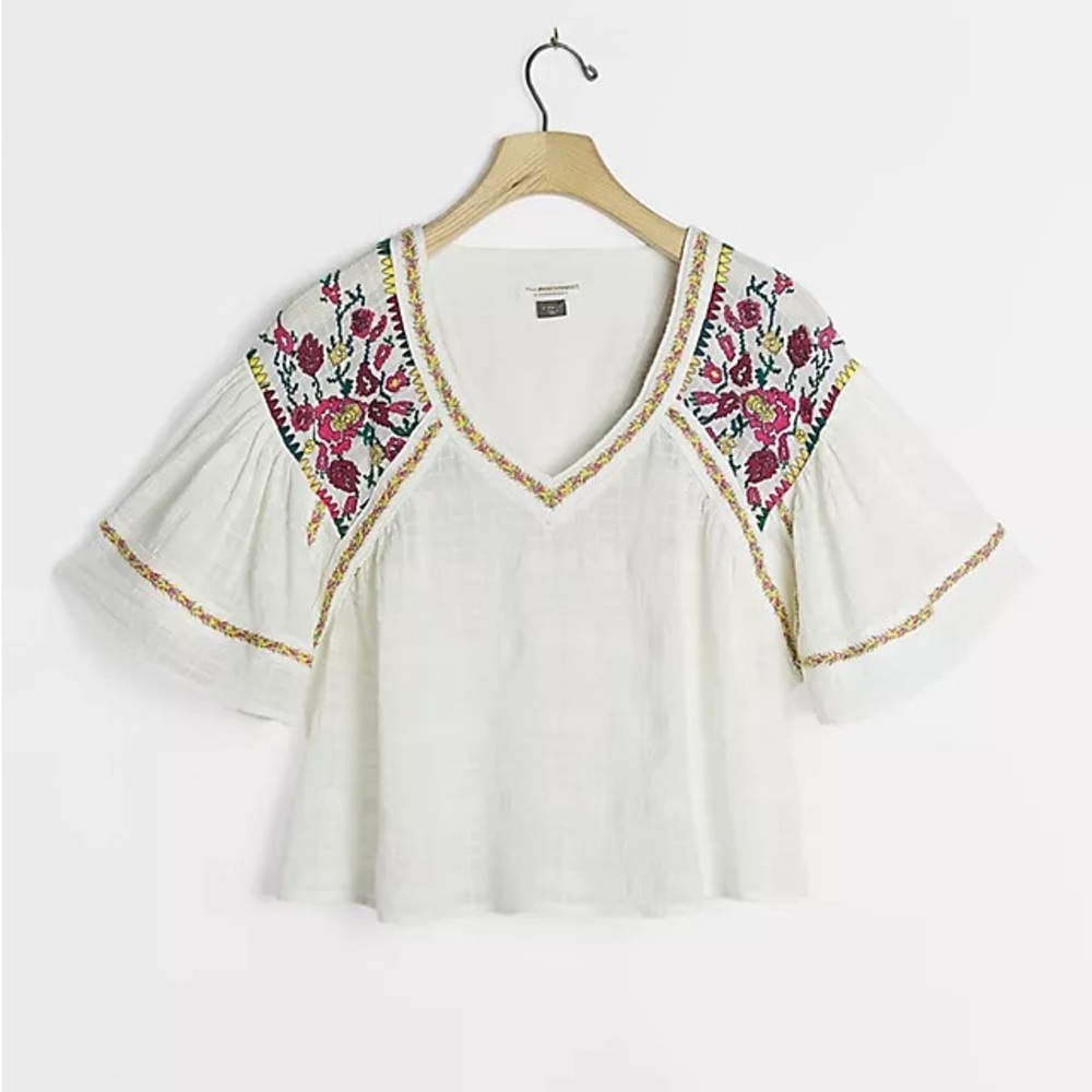Pilcro Anthropologie embroidered Tawny blouse. Size small.